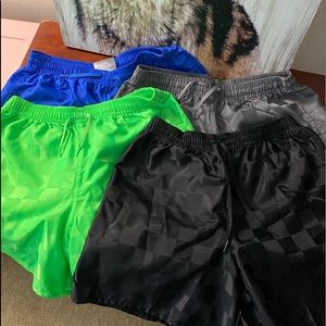 Umbro Kids Soccer Shorts - Youth Small